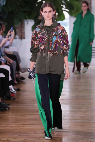 Look 47